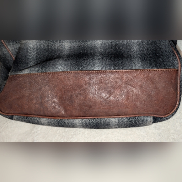 Dolce & Gabbana Black and Brown Tote Bag - Picture 6 of 13